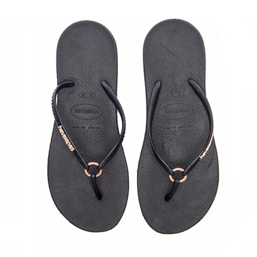3/$25 Revolve Havaianas Black Flip Flops 11/12